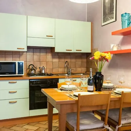 Domus Quattro Spade Apartmán Verona